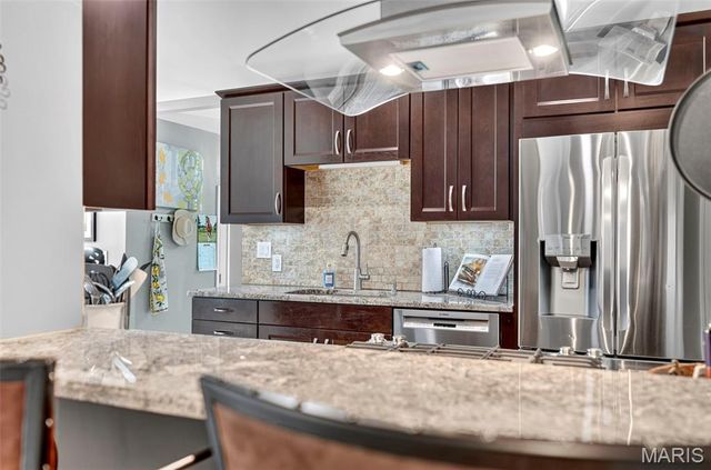 13203 Dartagnan Court, St Louis, MO 63141