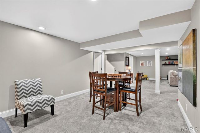 13203 Dartagnan Court, St Louis, MO 63141