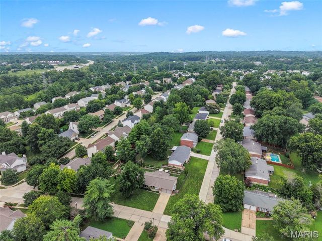 13203 Dartagnan Court, St Louis, MO 63141