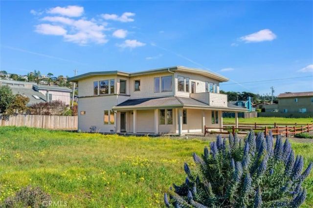 305 Ivar Street, Cambria, CA 93428