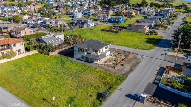305 Ivar Street, Cambria, CA 93428