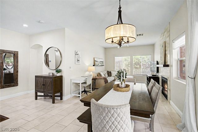 2025 Shining Feather Lane, Las Vegas, NV 89134