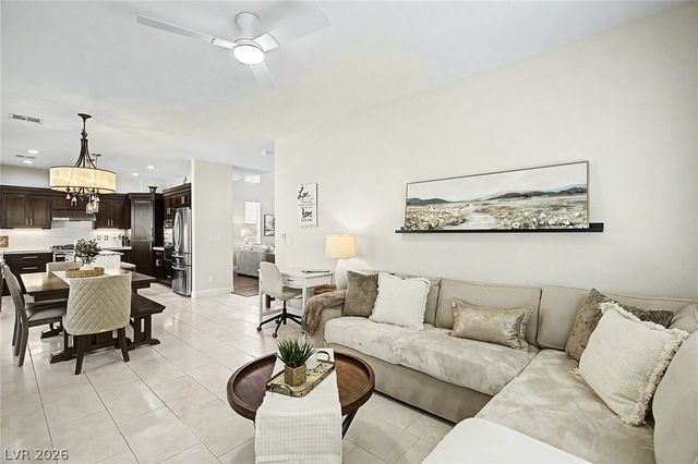 2025 Shining Feather Lane, Las Vegas, NV 89134