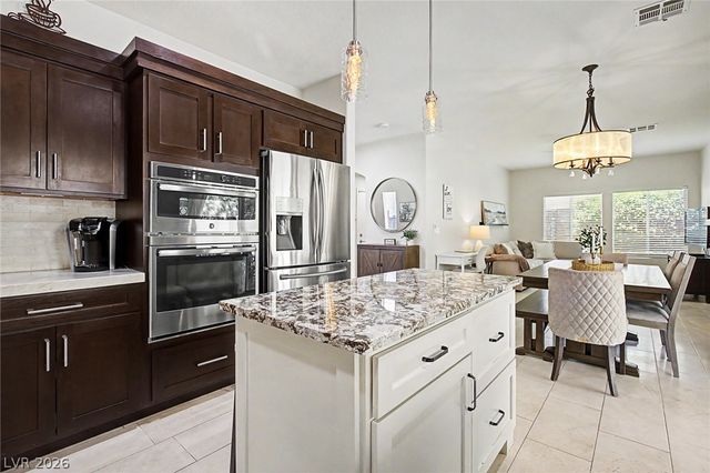 2025 Shining Feather Lane, Las Vegas, NV 89134