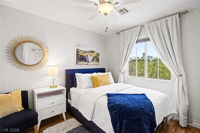 2025 Shining Feather Lane, Las Vegas, NV 89134