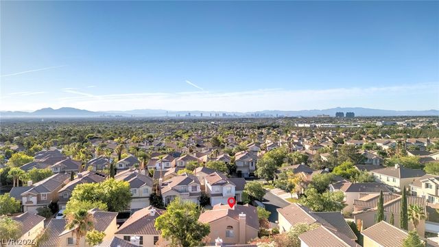 2025 Shining Feather Lane, Las Vegas, NV 89134