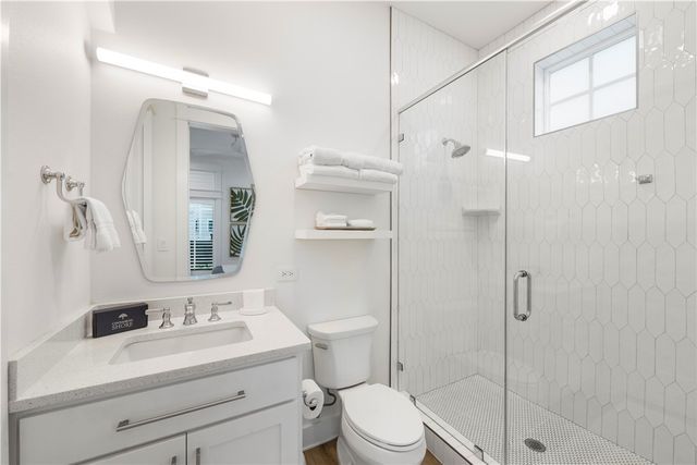 204 Round Road, Port Aransas, TX 78373