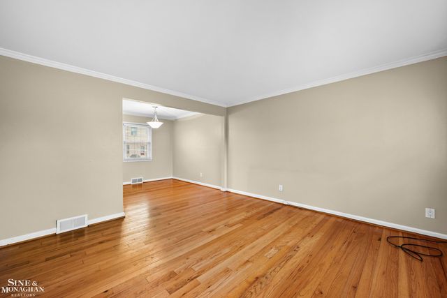 716 Graefield Court, Birmingham, MI 48009
