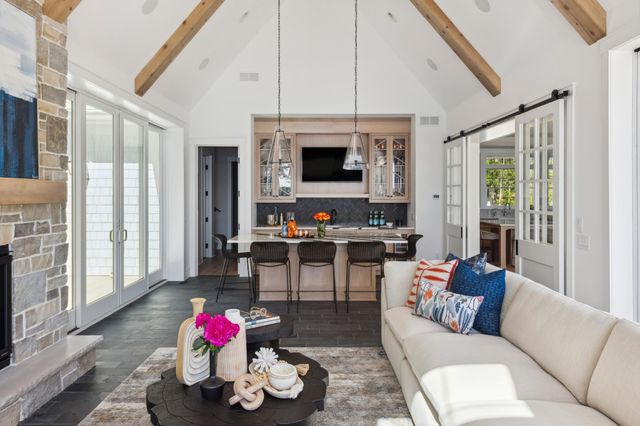 2475 Dunwoody Avenue, Orono, MN 55391