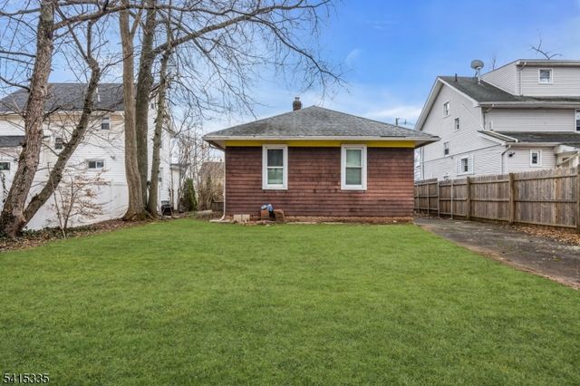 425 Mercer Ave, Roselle Boro, NJ 07203