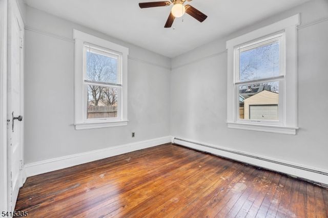 425 Mercer Ave, Roselle Boro, NJ 07203