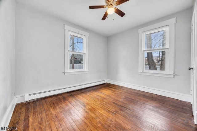 425 Mercer Ave, Roselle Boro, NJ 07203