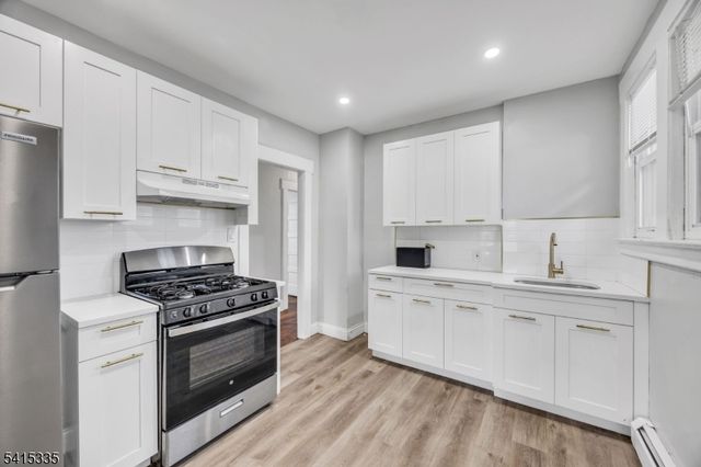 425 Mercer Ave, Roselle Boro, NJ 07203