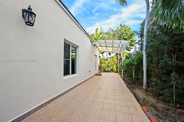 9280 Abbott Ave, Surfside, FL 33154