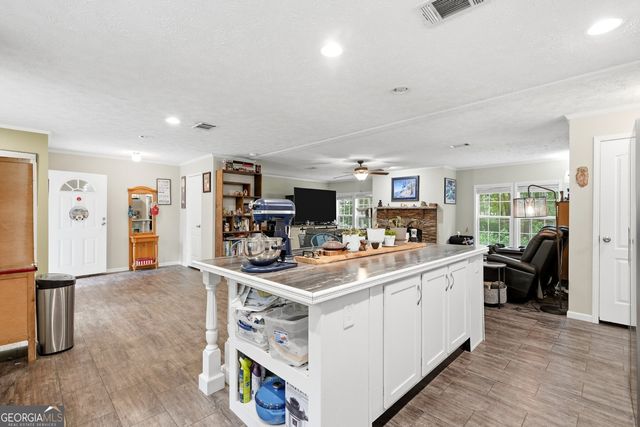 482 White Road, Alto, GA 30510