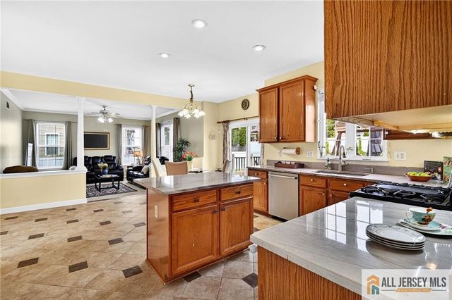 36 Monticello Way, South River, NJ 08882