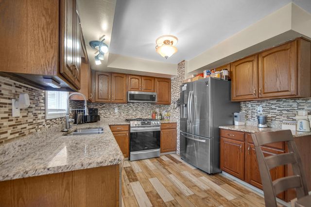 326 Crestwood Drive, Michigan City, IN 46360