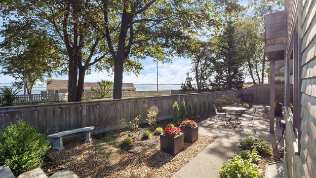 33 Union St, Newburyport, MA 01950