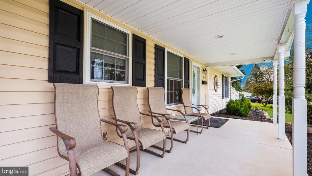 34 MAPLE LN, LEVITTOWN, PA 19054 — photo 5