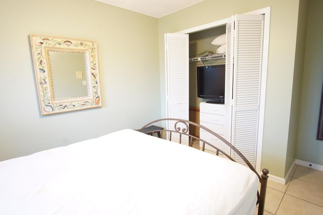 7561 Nemec Drive N, Lake Clarke Shores, FL 33406