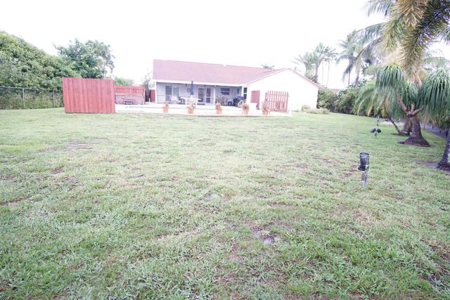 7561 Nemec Drive N, Lake Clarke Shores, FL 33406