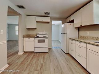 6037 GEORGE WOOD Lane E, Jacksonville, FL 32244