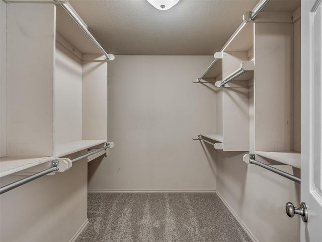 325 Crossland Court, Edmond, OK 73003