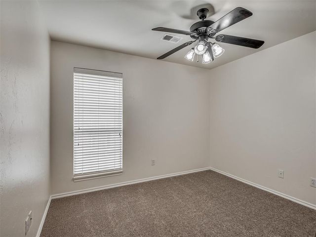 325 Crossland Court, Edmond, OK 73003