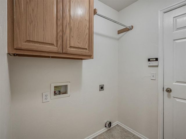 325 Crossland Court, Edmond, OK 73003