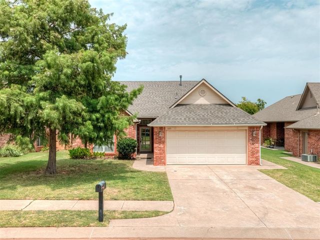 325 Crossland Court, Edmond, OK 73003