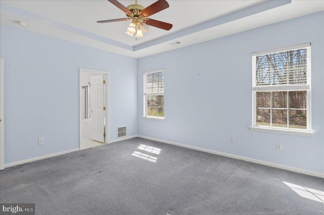 3 BUCKINGHAM DR, Pennington, NJ 08534