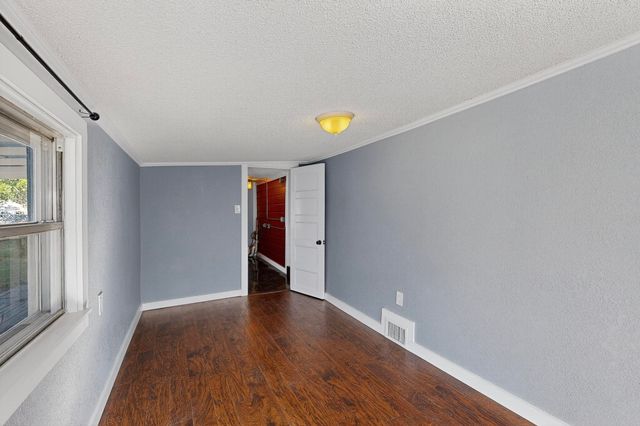 507 N Rusk Street, Weatherford, TX 76086