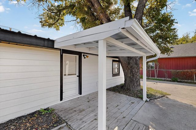 507 N Rusk Street, Weatherford, TX 76086