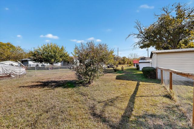 507 N Rusk Street, Weatherford, TX 76086
