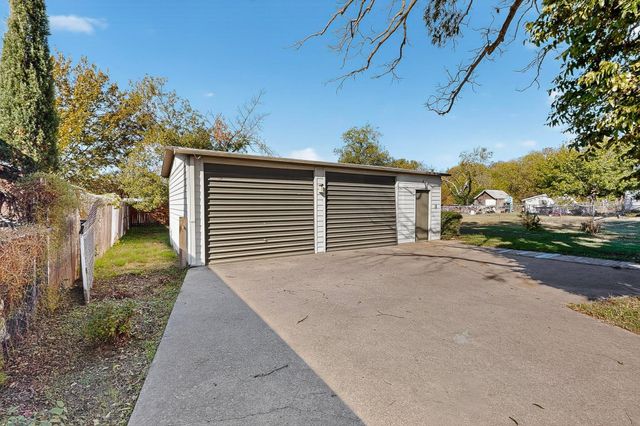 507 N Rusk Street, Weatherford, TX 76086