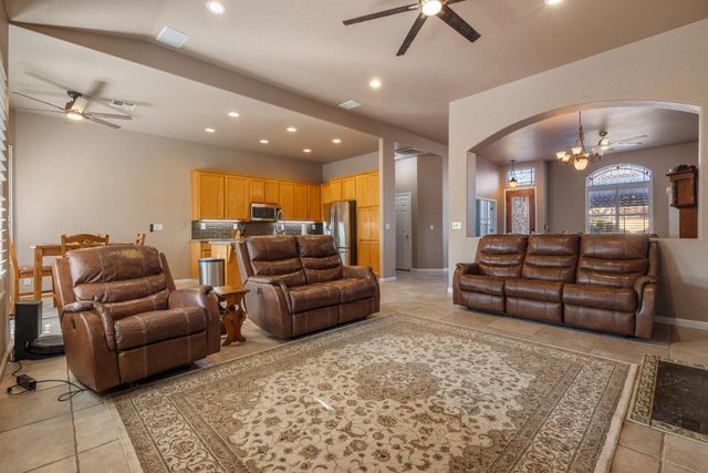 3012 Degas Ln, Modesto, CA 95355