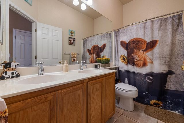 3012 Degas Ln, Modesto, CA 95355