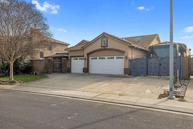 3012 Degas Ln, Modesto, CA 95355