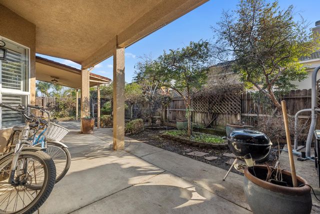 3012 Degas Ln, Modesto, CA 95355