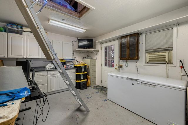 3012 Degas Ln, Modesto, CA 95355