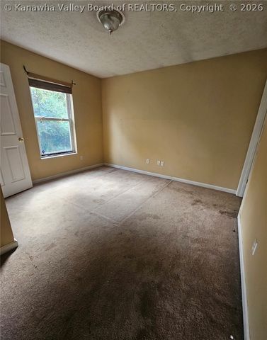 5587 Kanawha Turnpike, St Albans, WV 25177