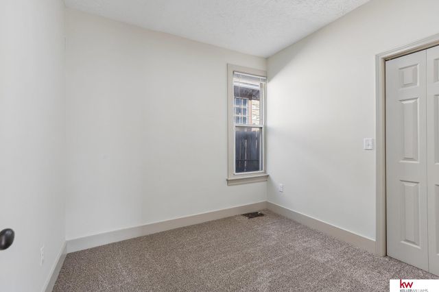 307 Woolworth Avenue, Omaha, NE 68108