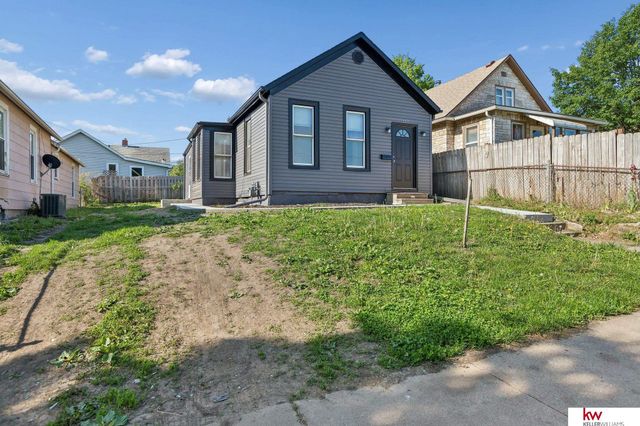 307 Woolworth Avenue, Omaha, NE 68108