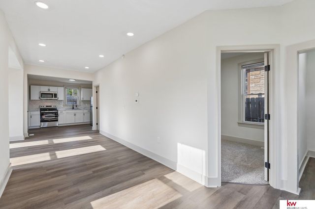 307 Woolworth Avenue, Omaha, NE 68108