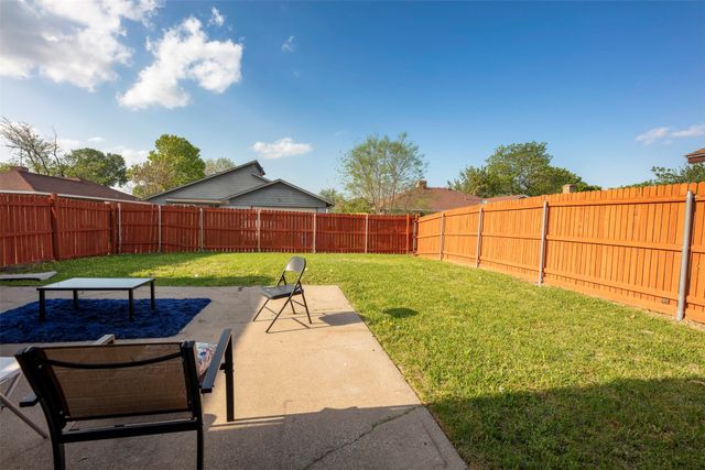 7109 Lakeshore Drive, Rowlett, TX 75089