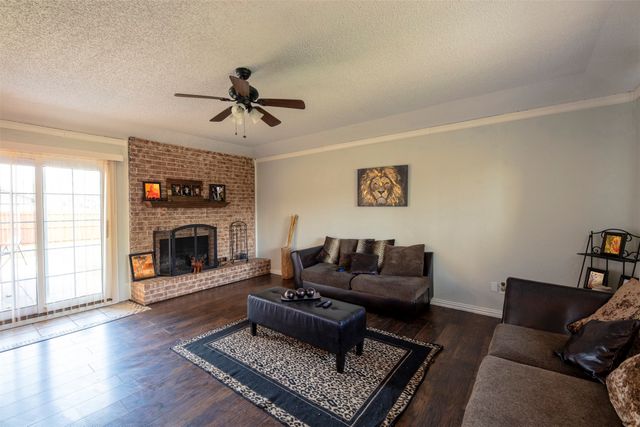 7109 Lakeshore Drive, Rowlett, TX 75089