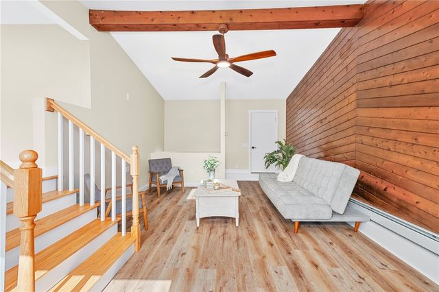 327 Shamrock Drive, Warwick, RI 02886