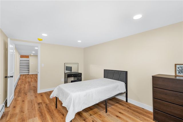 327 Shamrock Drive, Warwick, RI 02886