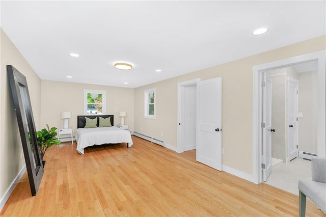 327 Shamrock Drive, Warwick, RI 02886