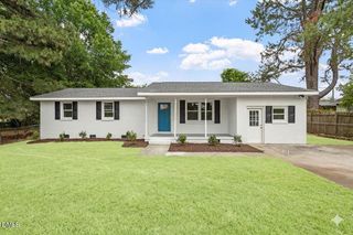 601 West Street, Selma, NC 27576